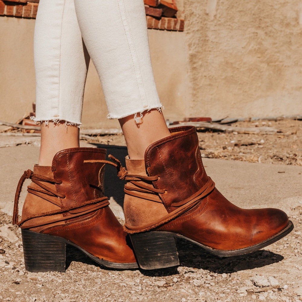 Freebird Casey leather ankle booties